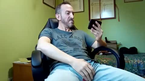 Snapshot of spanishharddick chatting on 02-22-25, 05:02 Manu online show from 02-22-25, 05:02