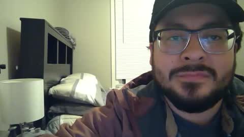 Snapshot of sparehamster chatting on 11-14-25, 05:06 sparehamster online show from 11-14-25, 05:06