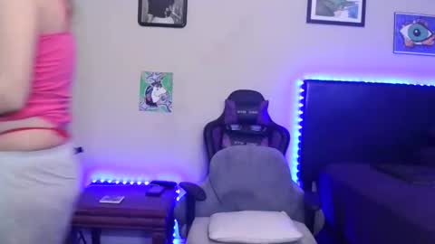 Tip 1 token  Follow me on instagram  Sparkle pinuppp online show from 02-15-26, 08:24