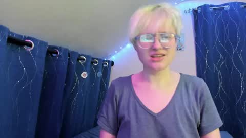 Snapshot of sparkling_water_hate_club chatting on 02-13-26, 09:16 Atticus Pendragon online show from 02-13-26, 09:16