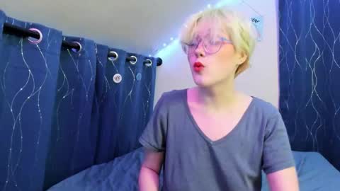 Snapshot of sparkling_water_hate_club chatting on 02-14-26, 05:15 Atticus Pendragon online show from 02-14-26, 05:15