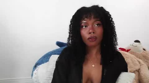 Soleil online show from 09-20-25, 07:26