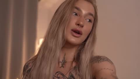 DAISY online show from 02-14-25, 03:36