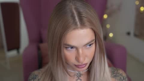 DAISY online show from 03-09-25, 04:44