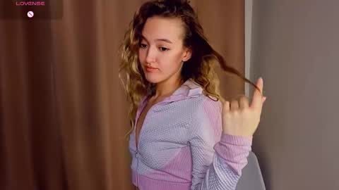 Mary online show from 02-22-26, 03:43