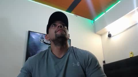     online show from 09-11-25, 07:08