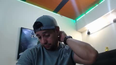     online show from 09-26-25, 07:12