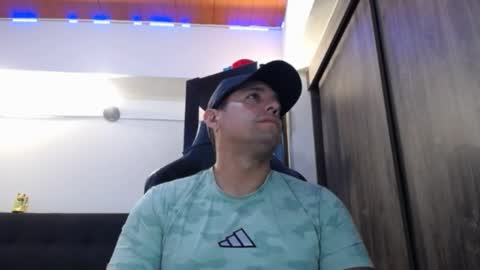     online show from 02-07-26, 06:17