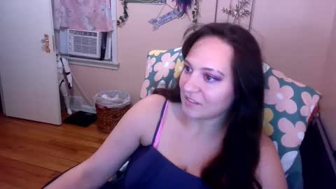 Snapshot of spawnofademon chatting on 09-18-25, 04:36 spawnofademon online show from 09-18-25, 04:36