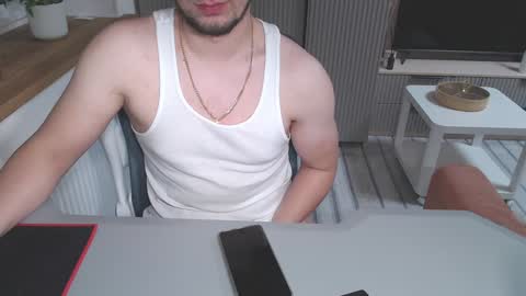 Art online show from 12-01-24, 10:32