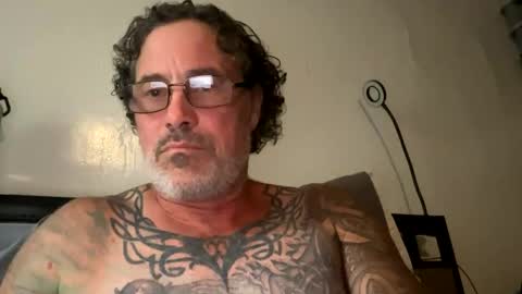 specter1972 online show from 11-09-25, 01:37