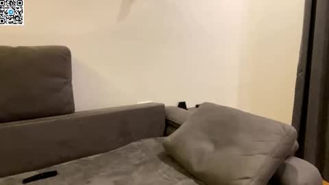 Alex online show from 10-22-25, 09:36