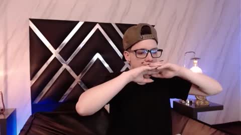 spencerm_ online show from 12-15-25, 09:08