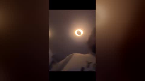 Snapshot of spendermender chatting on 12-18-25, 01:44 spendermender online show from 12-18-25, 01:44