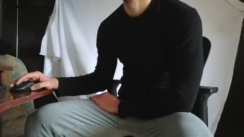 Marco. When Im offline you can view premium content in bio online show from 11-18-25, 09:58