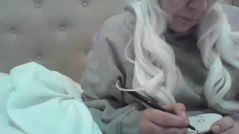 Vanessa Spade online show from 01-30-25, 08:43