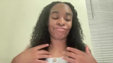 Snapshot of spinprincess_ chatting on 01-12-25, 03:39 Spinerina online show from 01-12-25, 03:39