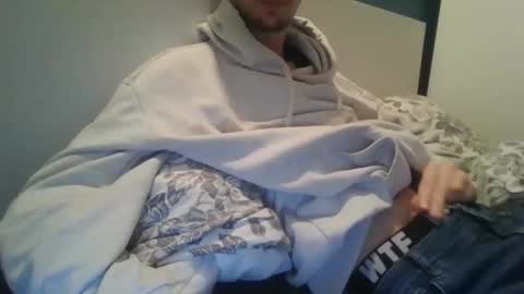 Snapshot of spirarmage chatting on 12-18-25, 05:08 spirarmage online show from 12-18-25, 05:08