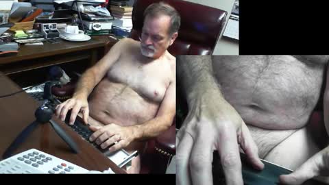 Snapshot of spitfire1964 chatting on 01-06-25, 10:58 Spitfire online show from 01-06-25, 10:58