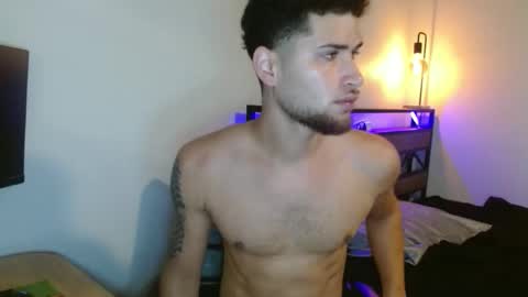 Snapshot of splash8x chatting on 10-31-25, 03:57 Splash8x online show from 10-31-25, 03:57