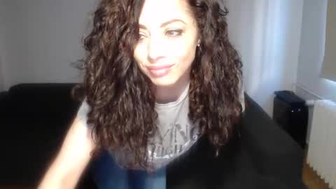 Doll online show from 12-12-24, 07:19