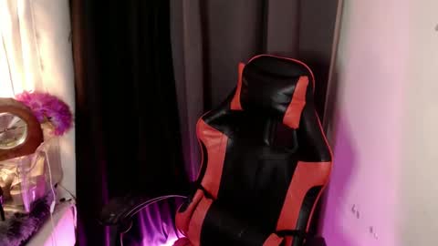 CALL ME RAINE online show from 03-07-25, 04:22