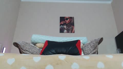 Tips are the best compliment to a woman online show from 01-29-25, 10:05