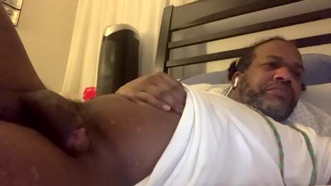 Snapshot of sportyesce chatting on 12-31-24, 12:25 sportyesce online show from 12-31-24, 12:25