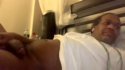 Snapshot of sportyesce chatting on 02-02-25, 08:24 sportyesce online show from 02-02-25, 08:24