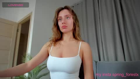 Snapshot of spring_forestx chatting on 03-04-25, 11:19 Lilly online Monday - Friday ask time in pm online show from 03-04-25, 11:19