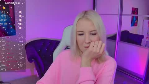 Snapshot of springajara chatting on 10-07-25, 12:35 Vetta online show from 10-07-25, 12:35