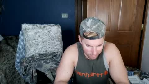 Snapshot of spun_redneck chatting on 02-04-26, 12:00 Spun Redneck online show from 02-04-26, 12:00