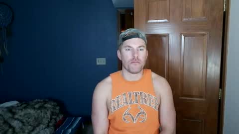 Snapshot of spun_redneck chatting on 02-06-26, 12:15 Spun Redneck online show from 02-06-26, 12:15