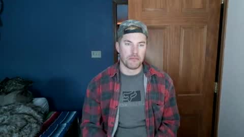 Snapshot of spun_redneck chatting on 02-07-26, 01:04 Spun Redneck online show from 02-07-26, 01:04