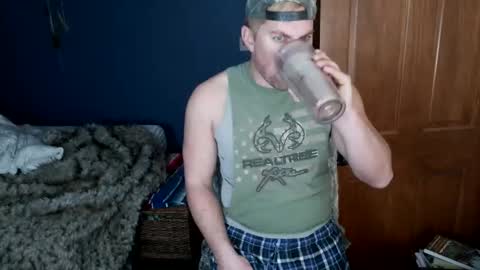 Snapshot of spun_redneck chatting on 02-13-26, 11:06 Spun Redneck online show from 02-13-26, 11:06