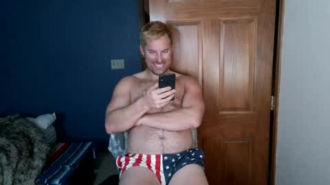 Snapshot of spun_redneck chatting on 02-25-26, 11:47 Spun Redneck online show from 02-25-26, 11:47