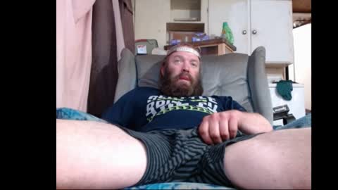 Snapshot of squegly chatting on 12-19-24, 04:46 Bryan online show from 12-19-24, 04:46