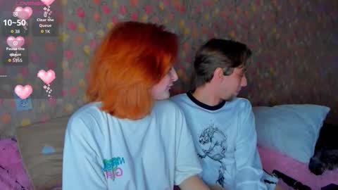 Snapshot of squirrel_bunny chatting on 12-17-25, 04:02 squirrel_bunny online show from 12-17-25, 04:02