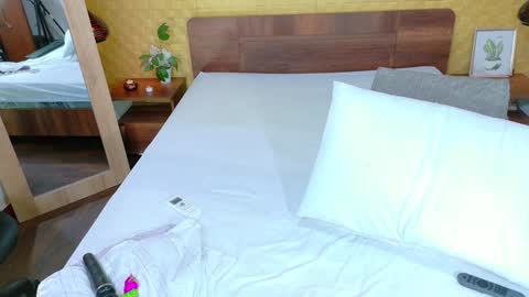 Snapshot of squirter_girl69 chatting on 01-21-25, 06:33 squirter_girl69 online show from 01-21-25, 06:33