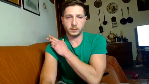       online show from 12-01-24, 10:21