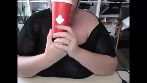 Snapshot of squirtymilfjess chatting on 01-08-25, 06:41 Messi Jessi online show from 01-08-25, 06:41