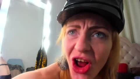 Alisa online show from 10-03-25, 01:08