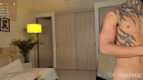 Snapshot of srerotic chatting on 01-05-25, 12:52 Matt online show from 01-05-25, 12:52