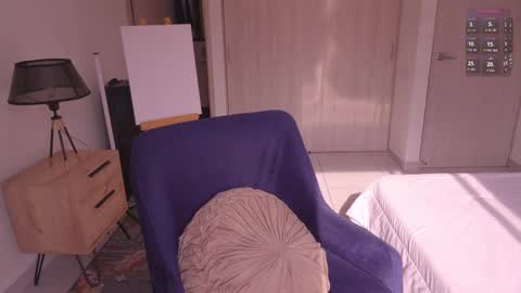 Snapshot of srerotic chatting on 09-17-25, 08:43 Matt online show from 09-17-25, 08:43