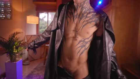 Snapshot of srerotic chatting on 10-30-25, 09:48 Matt online show from 10-30-25, 09:48