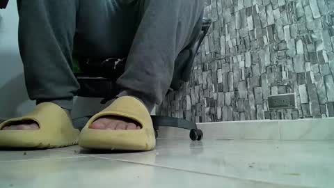 srfindomfeet online show from 01-14-25, 10:34