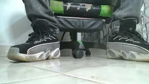 sr master cum its my old account online show from 10-23-25, 07:07