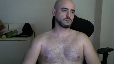 Snapshot of srtramposo chatting on 10-17-25, 02:52 srtramposo online show from 10-17-25, 02:52