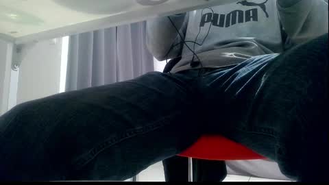 Snapshot of ssenzo chatting on 12-03-24, 06:49 ssenzo online show from 12-03-24, 06:49