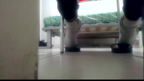 Snapshot of ssenzo chatting on 12-25-24, 08:50 ssenzo online show from 12-25-24, 08:50